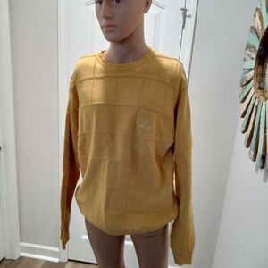 Izod Men's Size L Vintage Crew Neck Yellow Sweater